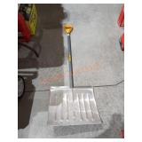True Temper Aluminum Snow Shovel