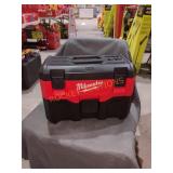 Milwaukee M18 2 Gal Wet/Dry Vacuum