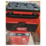 Milwaukee M18 Packout 2.5 Gal Wet/Dry Vacuum