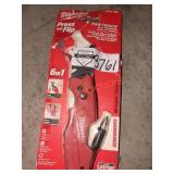 Milwaukee Fastback 6in1 Folding Utility Knife