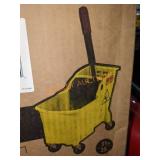 Rubbermaid 31Qt Tandem Bucket