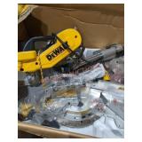 DeWalt 12" DoubleBevel Compound Sliding MiterSaw
