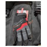 Milwaukee Large performance gloves