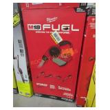 Milwaukee M18 compact vacuum