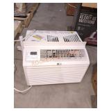 LG 6,000 BTU 115V Window Air Conditioner