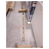 Husky 54"L Wood Handle Thatch Rake With Grip