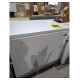 Magic Chef 10 cu ft chest freezer