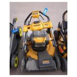 DEWALT 20VMAX 21.5" Battery Powered lawn mower