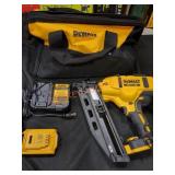 DeWalt 20v 16 GA Angled Finish Nailer