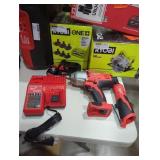 Milwaukee M18 1/2" high torque impact, M12 ratchet
