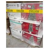 Miscellaneous Christmas Items Skid Lot