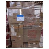 Miscellaneous Christmas Items Skid Lot