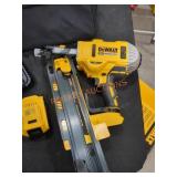 DeWalt 21ï¿½ Plastic Framing Nailer