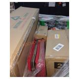 Miscellaneous Christmas Items Skid Lot