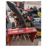 Troy Bilt Storm2420 24" 208cc Gas Snow Blower