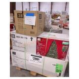 Miscellaneous Christmas Items Skid Lot