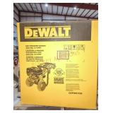 DeWalt 4400PSI 4 GPM Gas Pressure Washer