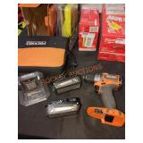 RIDGID 18V ï¿½" SubCompact cordless Drill/Driver Kit