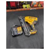 DeWalt 20v 15 Guage Angled Finish Nailer