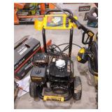 DEWALT 3600 PSI 2.5 GPM  Gas Pressure Washer