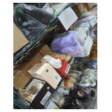 Mixed Shoe Shelf Lot, 23 Pair