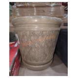 23" Lattice Planter Pot w/ Saucer