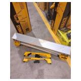 DeWalt Work Stand w/ Miter saw Mounting brackets
