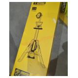 DeWalt tripod light 20v