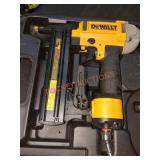 DeWalt 18 Gauge Finish Stapler