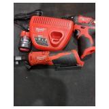 Milwaukee M12 1/4"Hex Screwdriver&3/8"Ratchet Kit