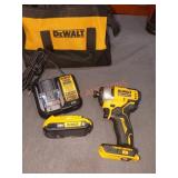 DEWALT 20V 1/4" impact driver kit