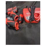 Milwaukee M12-1/4"Hex Screwdriver &3/8"Ratchet Kit