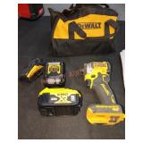 DEWALT 20V 1/4" 3 speed impact driver kit