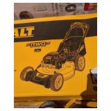 DeWalt gas 21" push lawnmower