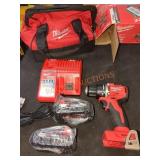 Milwaukee M18 compact 1/2" drill/driver kit