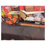Black+decker corded  20" hedge trimmer