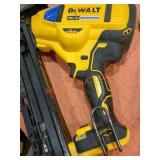 DeWalt 20v-15ga. Finish Nailer