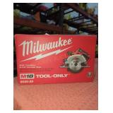 Milwaukee M18 6.5" Circular Saw