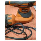 RIDGiD 5" Random Orbit Sander;
