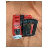 Milwaukee M12 M18 charger + M18 1.5 AH battery