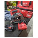 Milwaukee M18 7-1/4" circular saw kit
