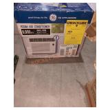 GE 6000 BTU small room Air conditioner