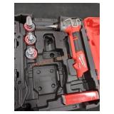 Milwaukee M12 Propex Expander W/ 1/2"-1" Rapid