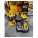 DeWalt 20v 1/4" impact driver kit