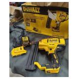 DeWalt 20v 18 ga brad nailer kit