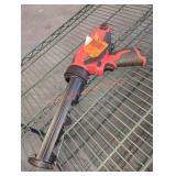Milwaukee M12 Caulk & Adhesive Gun