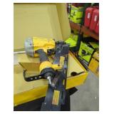 DeWalt 28ï¿½ wire weld framing nailer