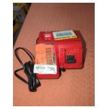 Milwaukee M12/M18 Charger