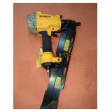 DeWalt 21ï¿½ Plastic Round Head Framing Nailer