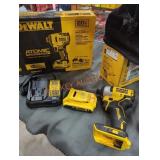 DeWalt 20v 1/4" impact driver kit